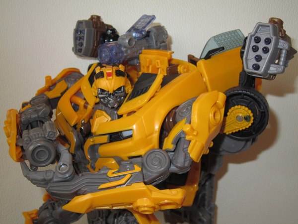 Leader Bumblebee Transformers Dark Of The Moon  (12 of 19)